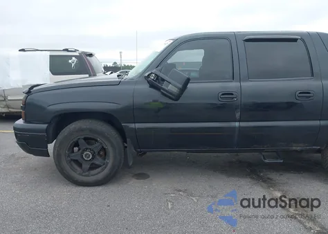 2004 Chevrolet Avalanche 1500 из США, поврежденный, VIN 3GNEK12T64G192143